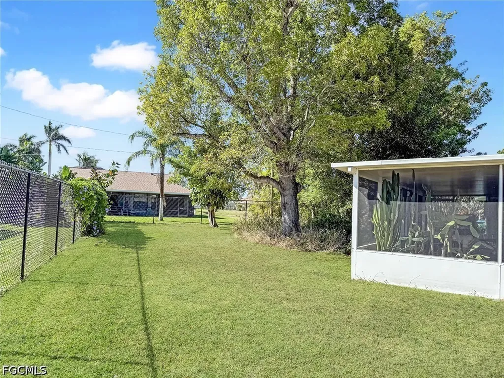 3510 SE 2nd Avenue Cape Coral FL 33904