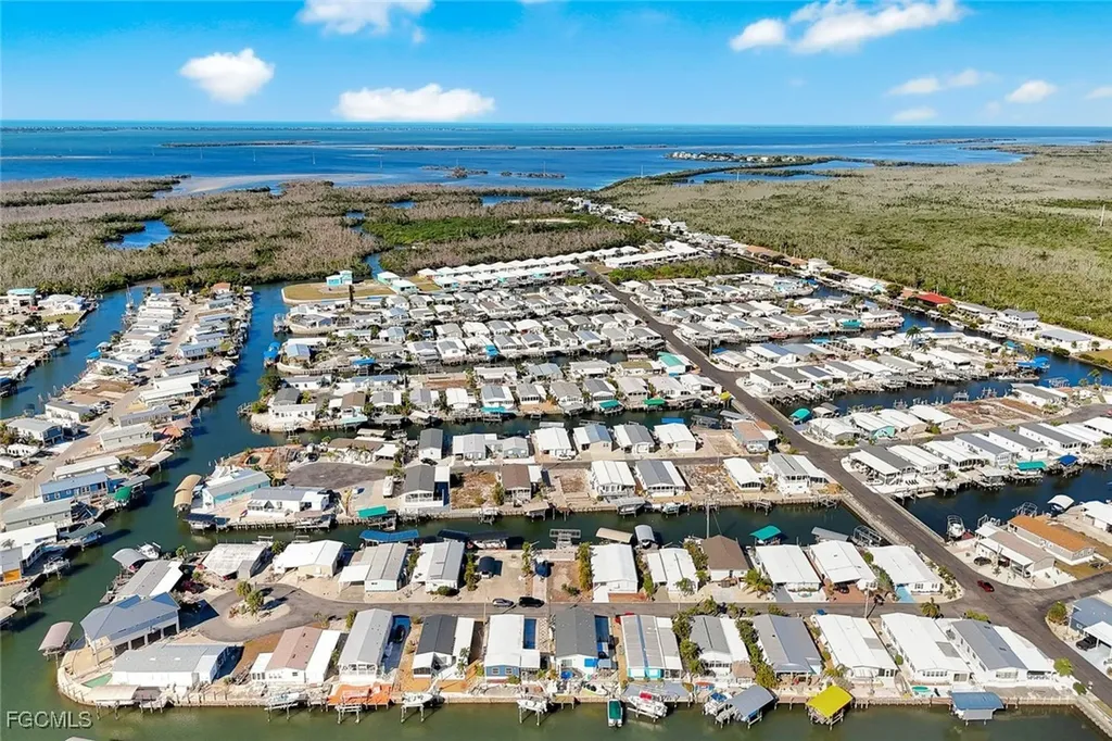 2971 Bounty Lane St. James City FL 33956