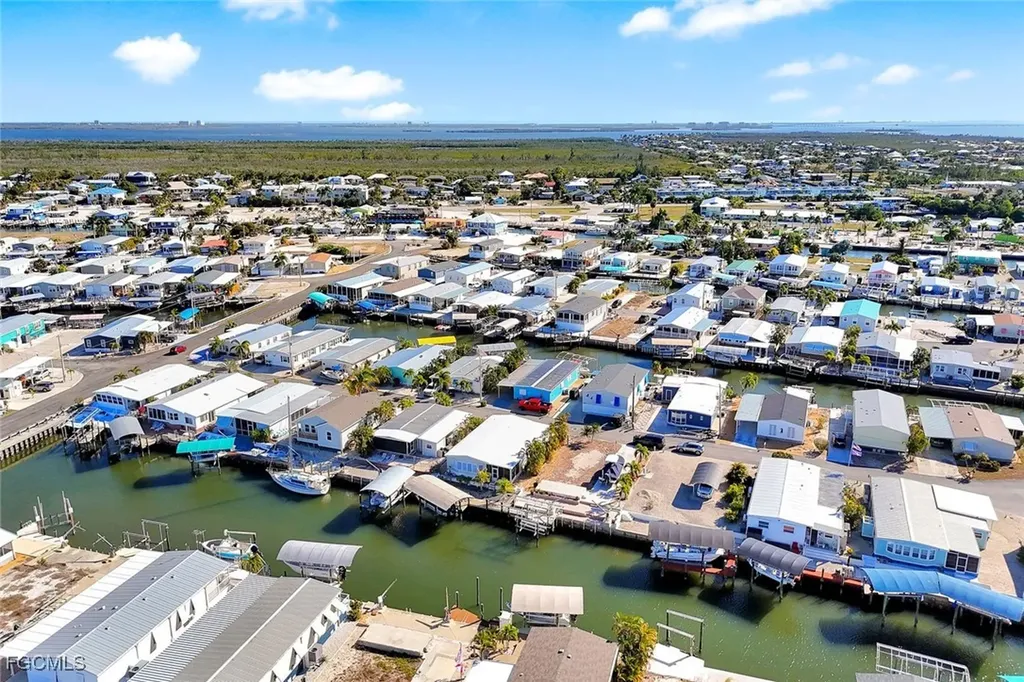 2971 Bounty Lane St. James City FL 33956