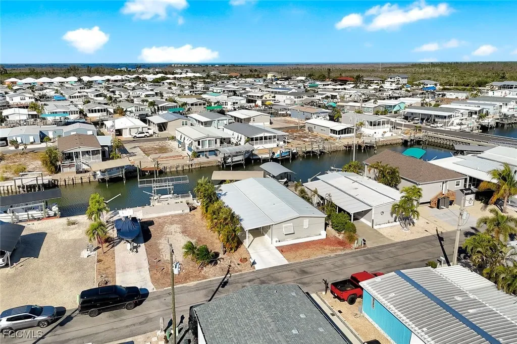 2971 Bounty Lane St. James City FL 33956