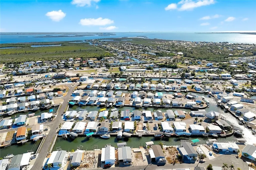 2971 Bounty Lane St. James City FL 33956