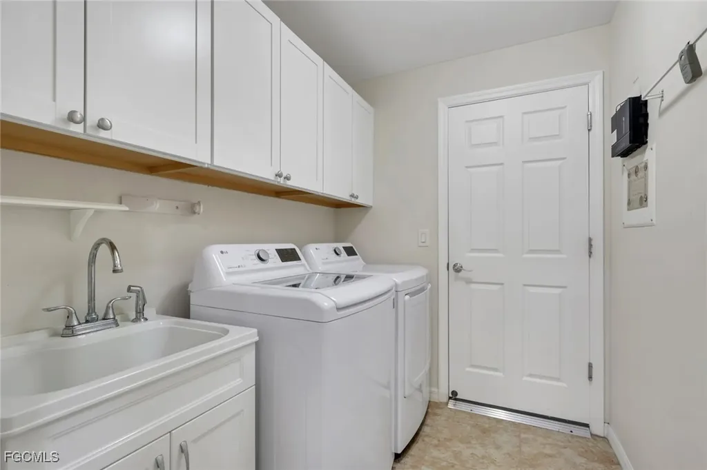 4210 Dutchess Park Road Fort Myers FL 33916