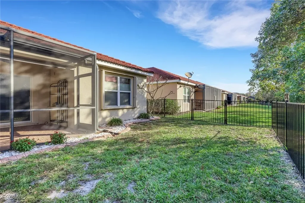 4210 Dutchess Park Road Fort Myers FL 33916