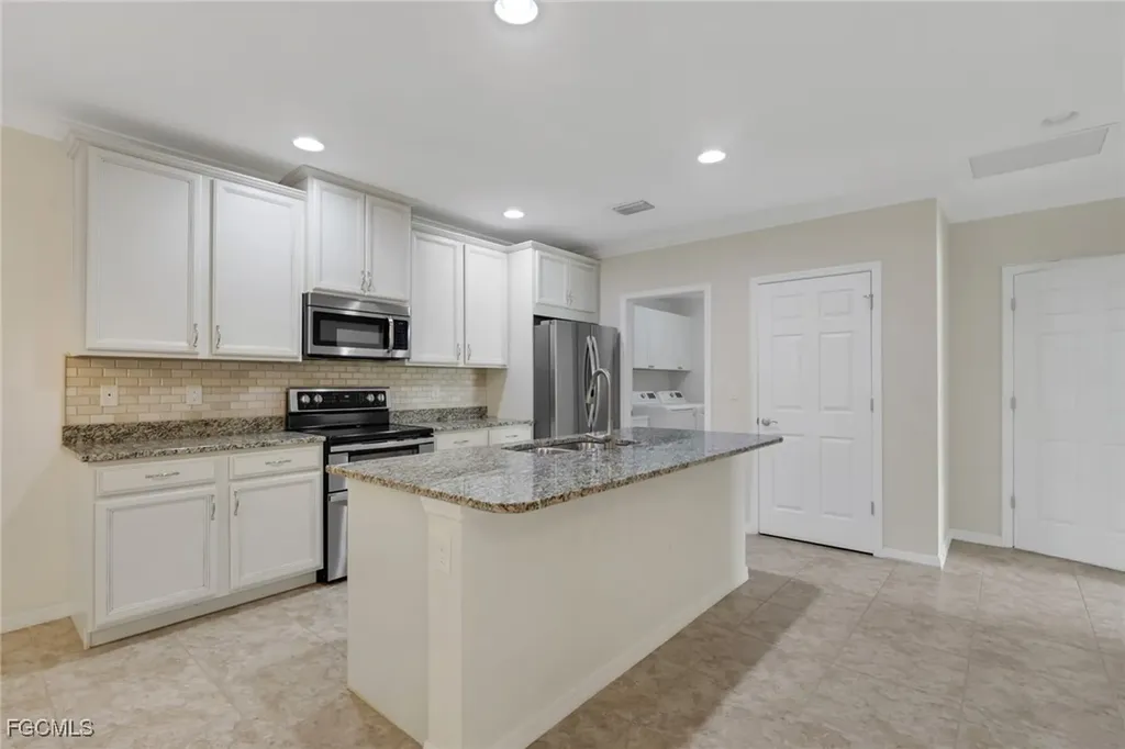 4210 Dutchess Park Road Fort Myers FL 33916