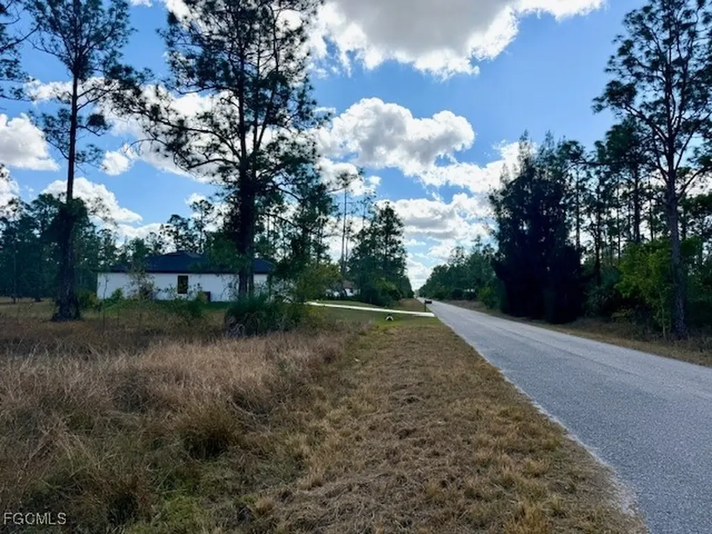 1422 North Avenue Lehigh Acres FL 33972