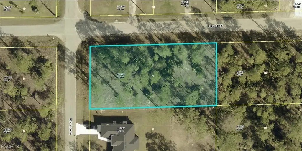 1422 North Avenue Lehigh Acres FL 33972