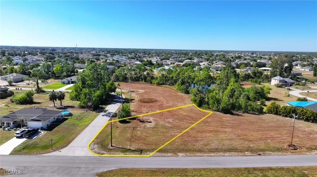 4132 Garden Boulevard Cape Coral FL 33909