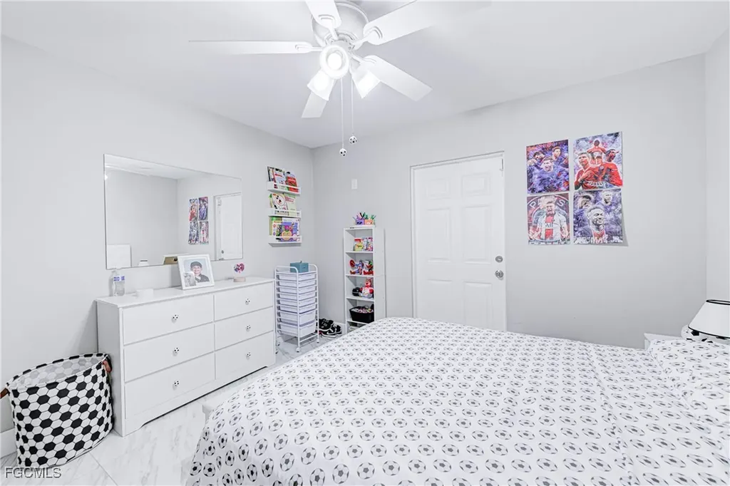 5562 Burr Street Lehigh Acres FL 33971