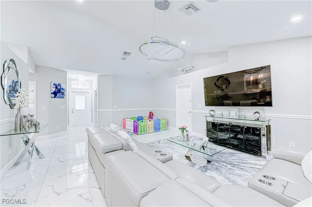 5562 Burr Street Lehigh Acres FL 33971