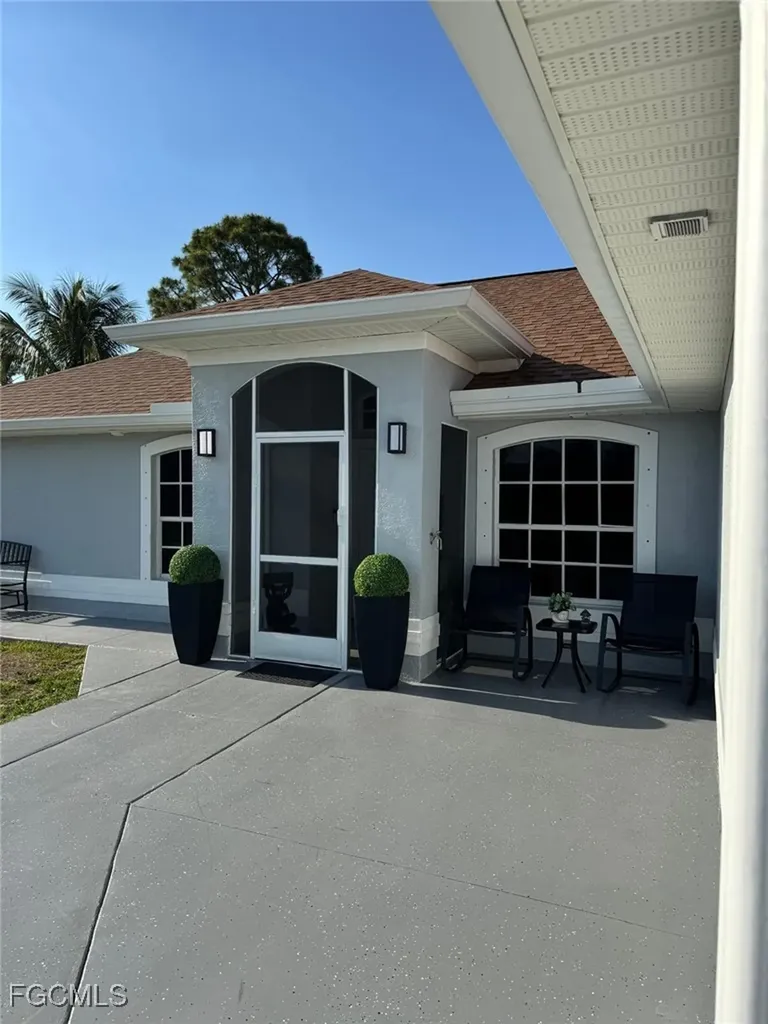5562 Burr Street Lehigh Acres FL 33971
