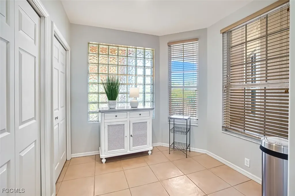 9160 Southmont Cove Fort Myers FL 33908