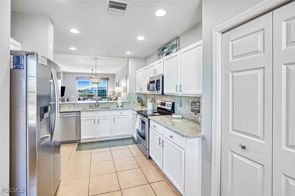9160 Southmont Cove Fort Myers FL 33908