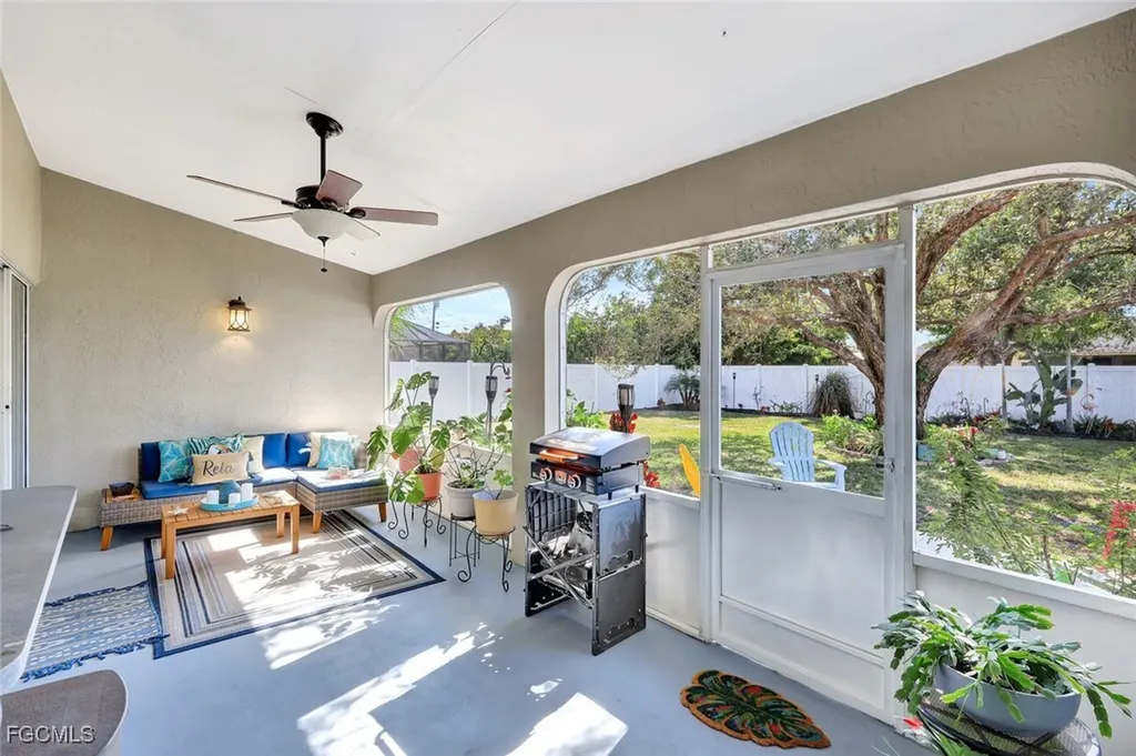 314 SE 19th Street Cape Coral FL 33990