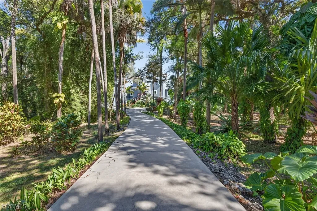 14041 River Road Fort Myers FL 33905