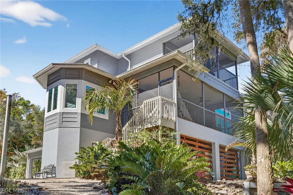 14041 River Road Fort Myers FL 33905