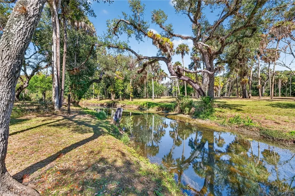14041 River Road Fort Myers FL 33905