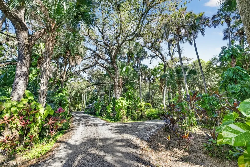 14041 River Road Fort Myers FL 33905