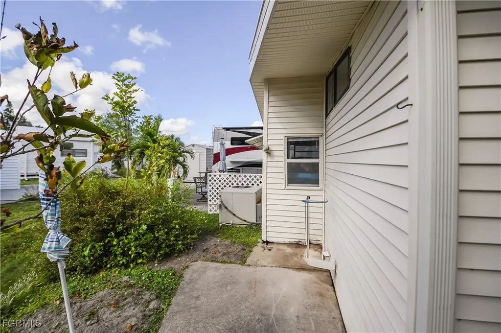 8628 Firwood Drive Estero FL 33928