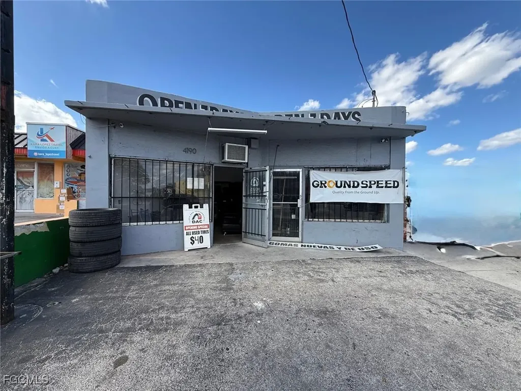 4190 E 4th Avenue Hialeah FL 33013