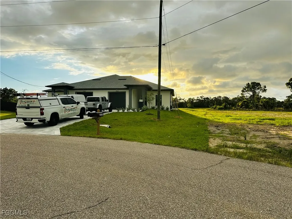 2933 NW 25th Lane Cape Coral FL 33993