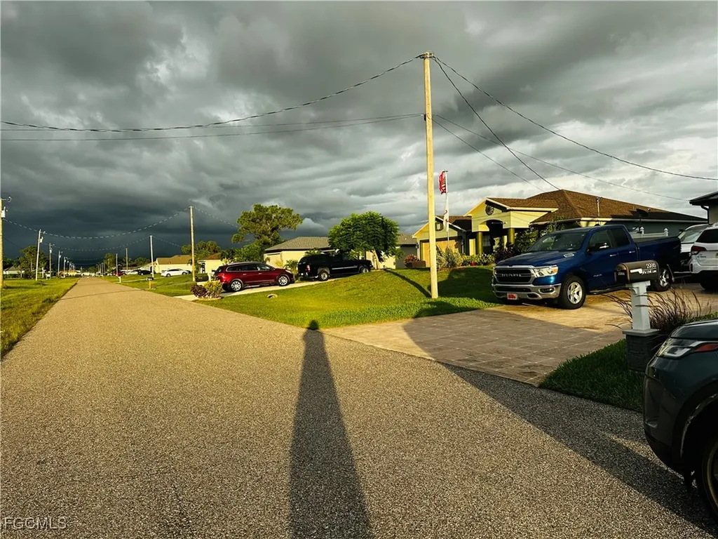 2933 NW 25th Lane Cape Coral FL 33993