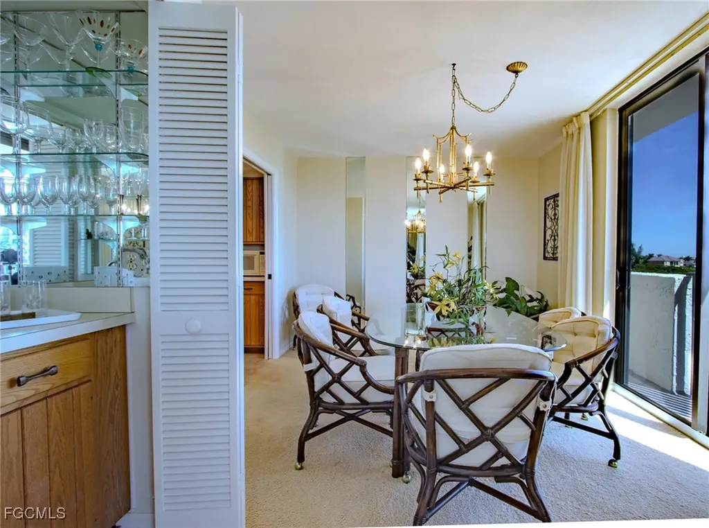 10851 Gulf Shore Drive Naples FL 34108
