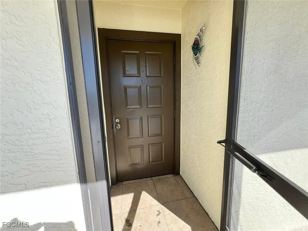 3911 Country Club Boulevard Cape Coral FL 33904