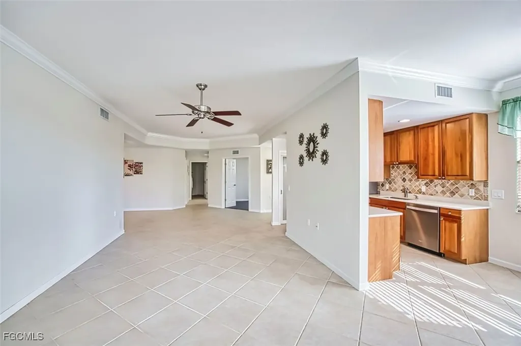 3071 Meandering Way Fort Myers FL 33905