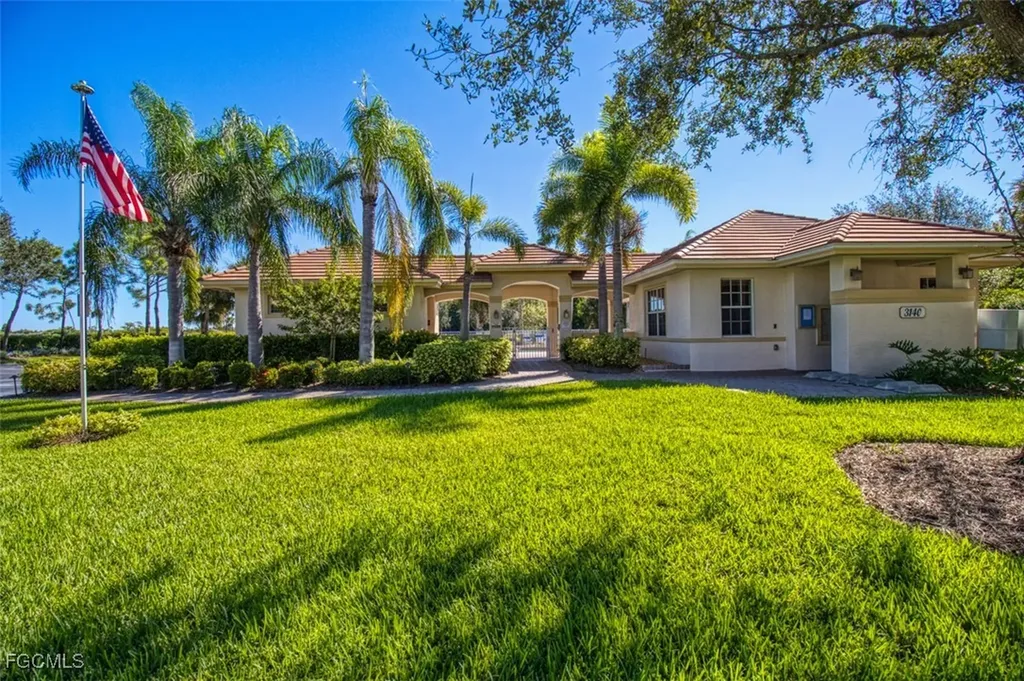 3071 Meandering Way Fort Myers FL 33905