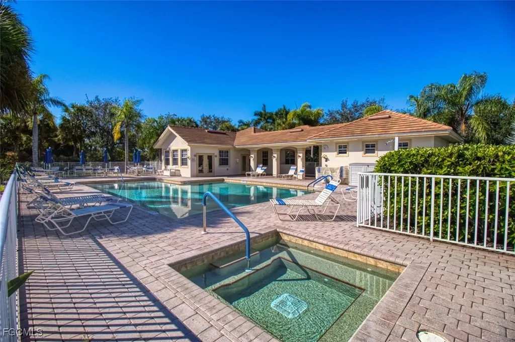 3071 Meandering Way Fort Myers FL 33905