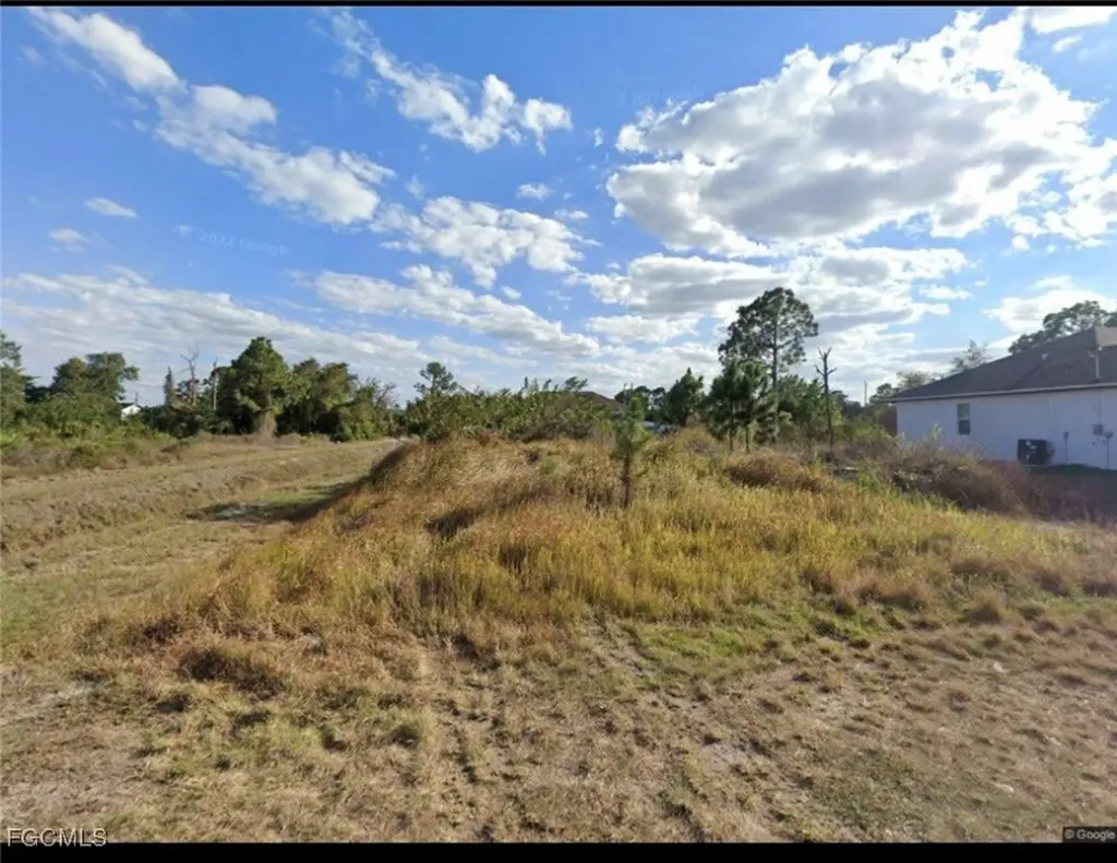 3201 10th Street SW Lehigh Acres FL 33976