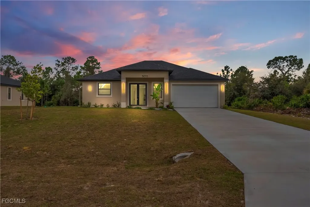 5010 SE Tradewinds Circle Labelle FL 33935