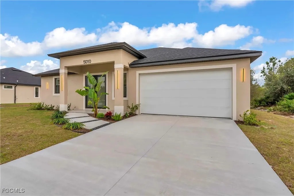 5010 SE Tradewinds Circle Labelle FL 33935