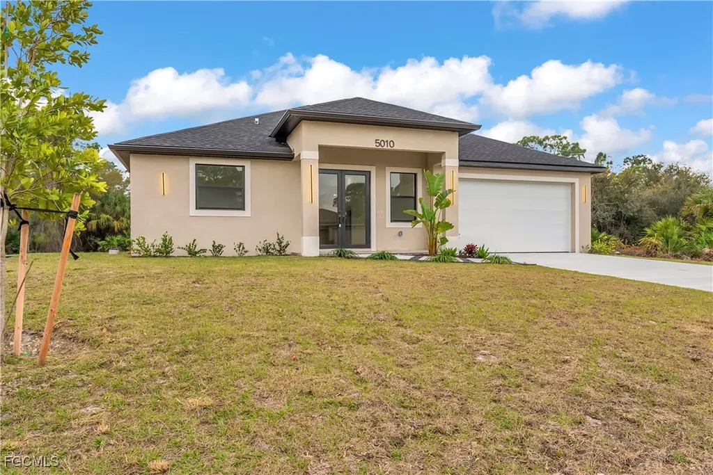 5010 SE Tradewinds Circle Labelle FL 33935