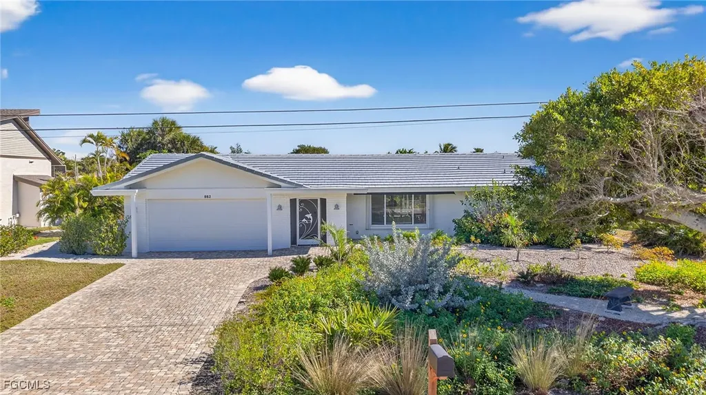 952 Kings Crown Drive Sanibel FL 33957