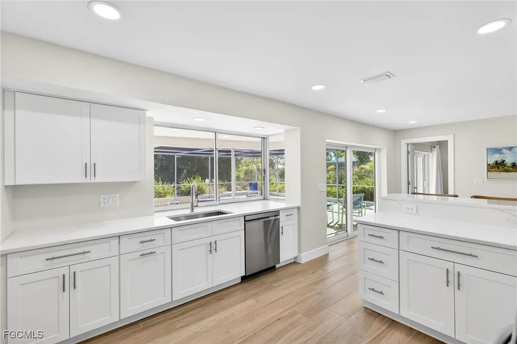 952 Kings Crown Drive Sanibel FL 33957