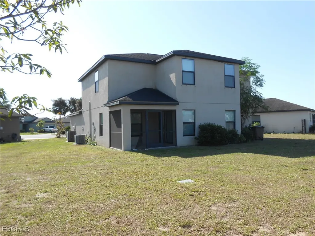 154 Shadowview Court Lehigh Acres FL 33974