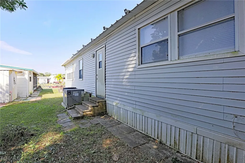 2012 S Olga Drive Fort Myers FL 33905