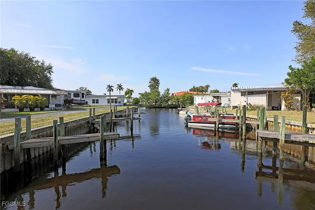 2012 S Olga Drive Fort Myers FL 33905