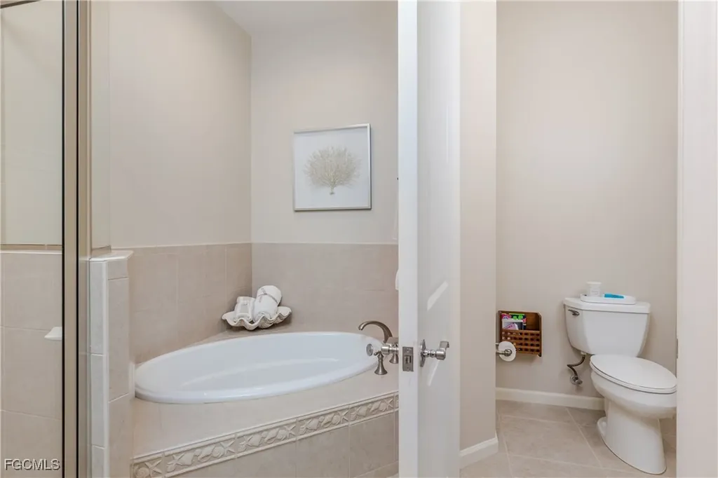 5781 Cape Harbour Drive Cape Coral FL 33914