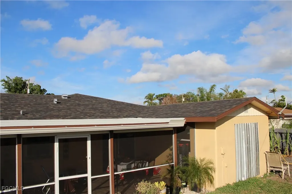 679 Canal Drive North Fort Myers FL 33903
