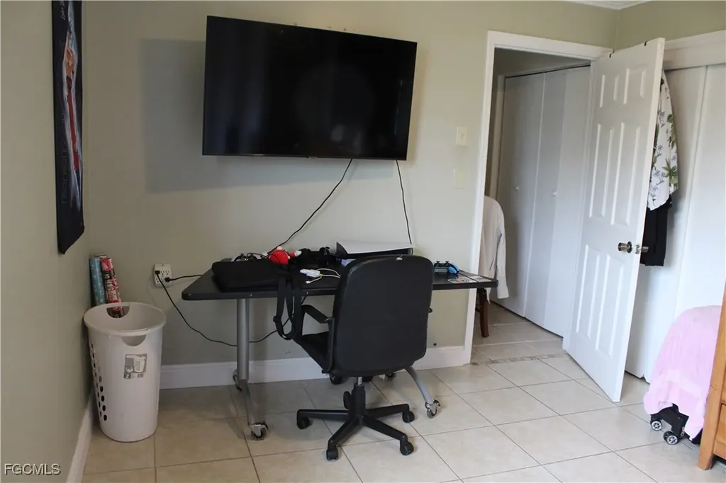 679 Canal Drive North Fort Myers FL 33903