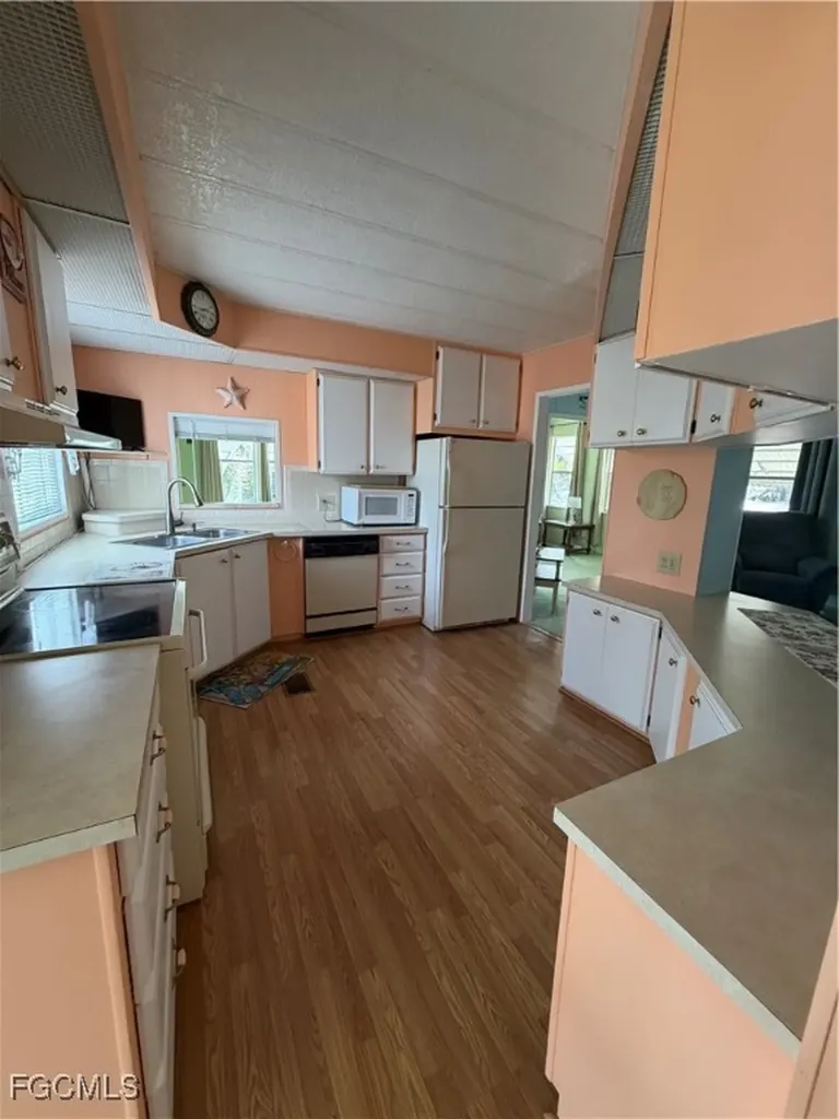 513 Timber Lane S North Fort Myers FL 33917