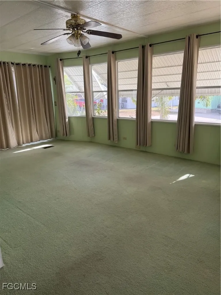 513 Timber Lane S North Fort Myers FL 33917