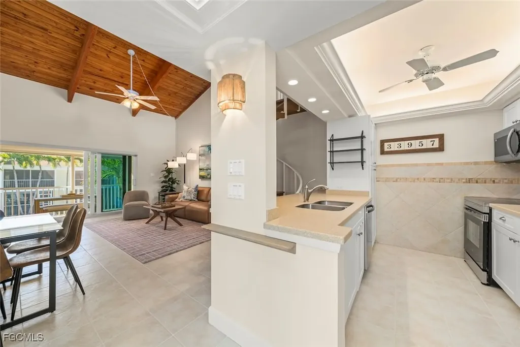 2321 W Gulf Drive Sanibel FL 33957