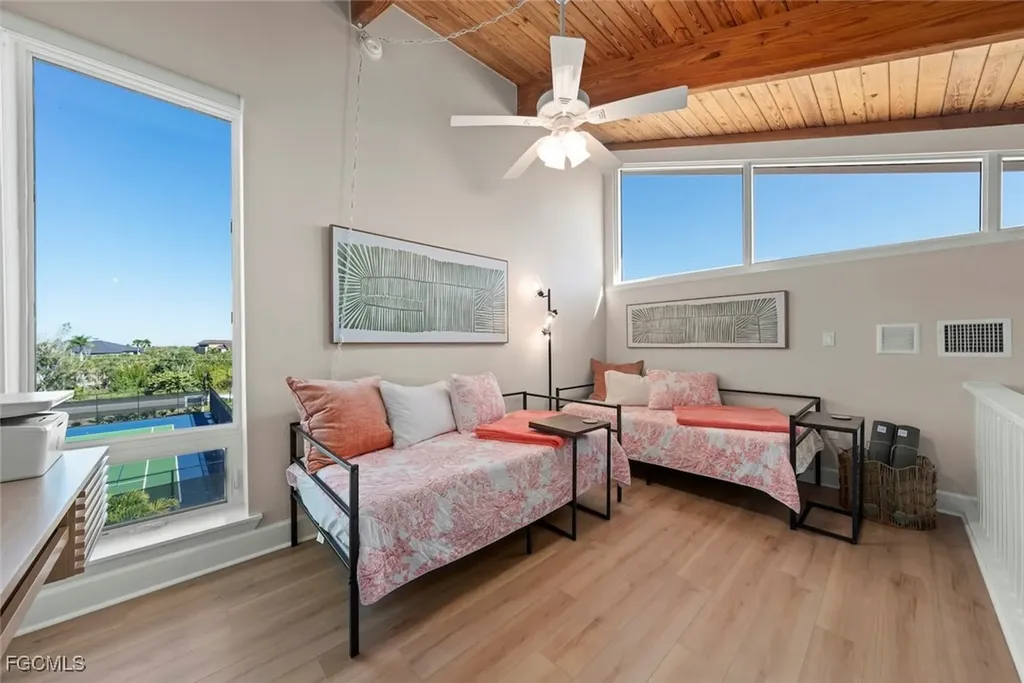 2321 W Gulf Drive Sanibel FL 33957