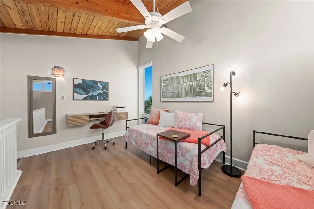 2321 W Gulf Drive Sanibel FL 33957