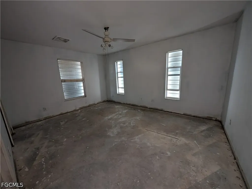 510 SW 25th Place Cape Coral FL 33991
