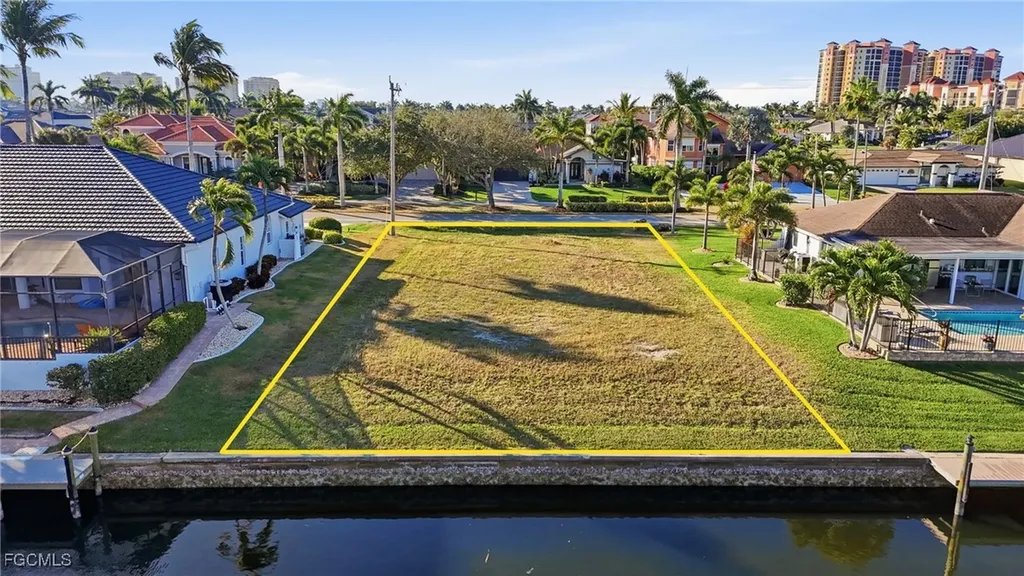 1517 El Dorado Parkway W Cape Coral FL 33914