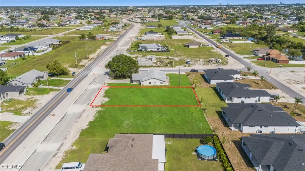 406 Diplomat Parkway E Cape Coral FL 33909